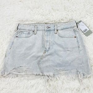 H&M Denim Mini Skirt Distressed Frayed Hem Light Wash Women's Size Small New NWT